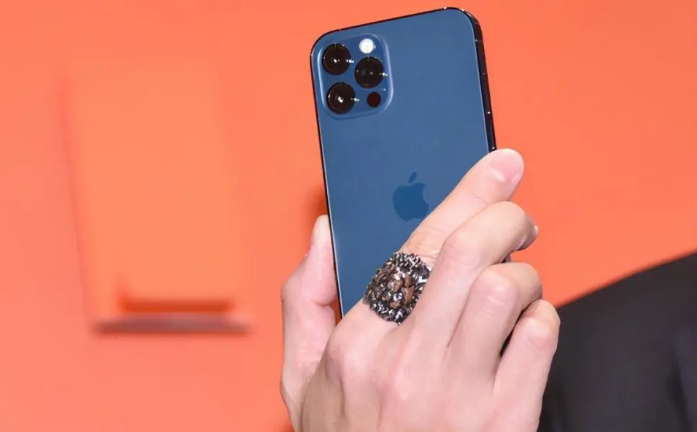 寒亭苹果手机维修分享iPhone12系列重启方法教程 